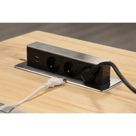 2x USB-Steckdose Zum Einbau – 2,4A Pro Port, Alpinweiß, CE-zertifiziert