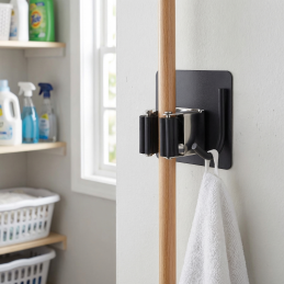 Selbstklebender Besen- oder...