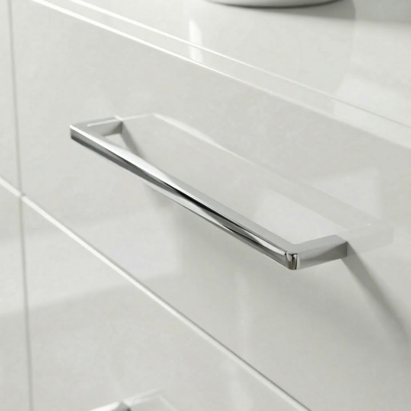 Griff ZARA / Glänzendes Chrom