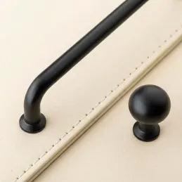 Griffknopf KAREN / Schwarz matt