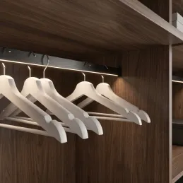 SLIM Kleiderstange für LED-Streifen mit Abdeckung / Schwarz