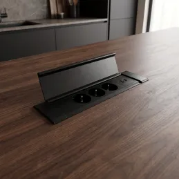 Innen-Steckdosenleiste SLIM BOX SCHUKO 3x 230V + USB / Schwarz matt