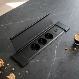 Innen-Steckdosenleiste SLIM BOX SCHUKO 3x 230V + USB / Schwarz matt