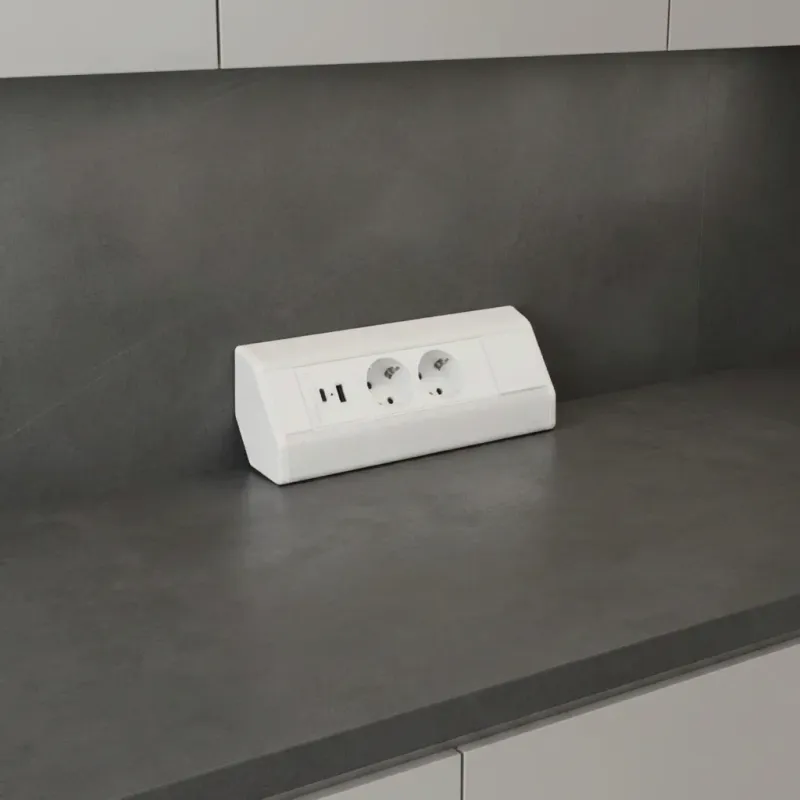 Innen-Steckdosenleiste CORNER SCHUKO 2x 230V + USB A-C / Weiß matt