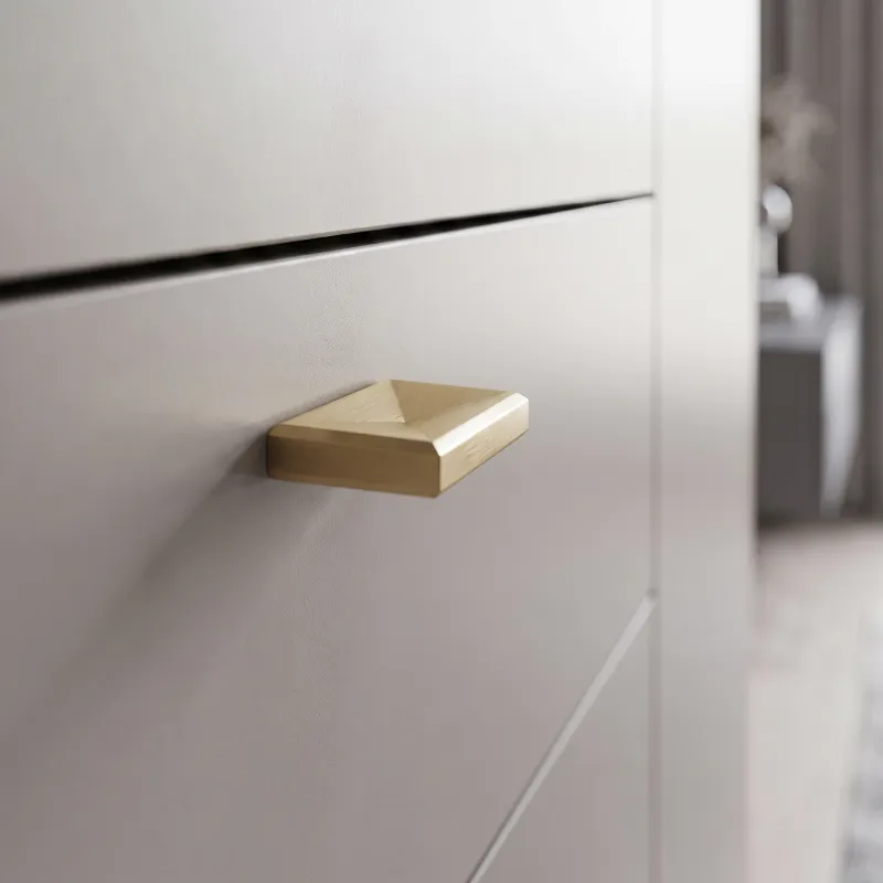 Knopf DELMAR / Gold poliert