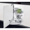 Carousel elegance 180° ist ein Drehsystem für Eckschränke.
Die Installation ist einfach: Sie befestigen die Tragestange an der linken oder rechten Seite des Schranks und befestigen den Haken am Korb an der Tür, durch Öffnen der Tür gleiten die Regale heraus. Sie können die Höhe von 570 bis 710 mm einstellen.
Die neu entwickelte Regalreihe Elegance mit einem Vollboden aus glattem weißem Laminat mit Chromleiste und ovalem Draht verleiht dem Produkt ein luxuriöses Aussehen. Die Leisten sind so vorbereitet, dass sie nicht über den Laminatboden hinausragen, so dass sie bei der täglichen Pflege leicht zu handhaben sind.